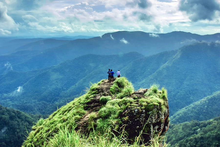 Sathram–Parunthumpara Jeep Safari scenic jeep safari